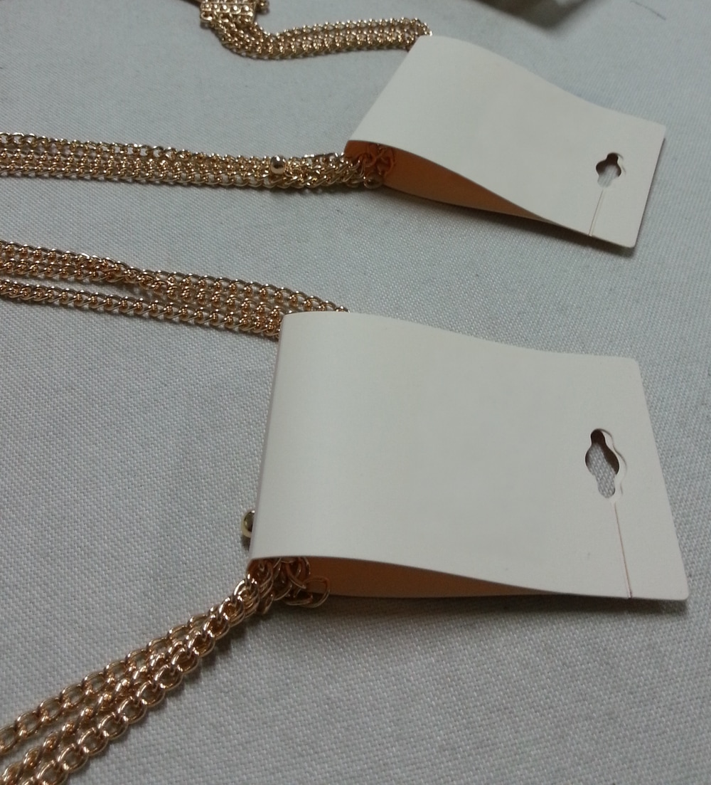 De-identified jewellery carding and packing reference